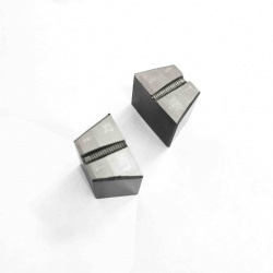 Screw Cutter Zhuzhou Factory Nail Mould Round For Wire Nails Making Machines Good Wear Resistance Tungsten Carbide Gripper Dies